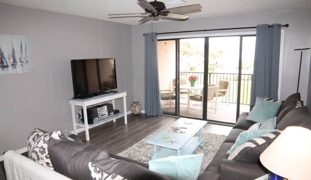 Sea Place 13239: Charming Beach Condo: 2 Bedrooms, Pools & Tennis Courts