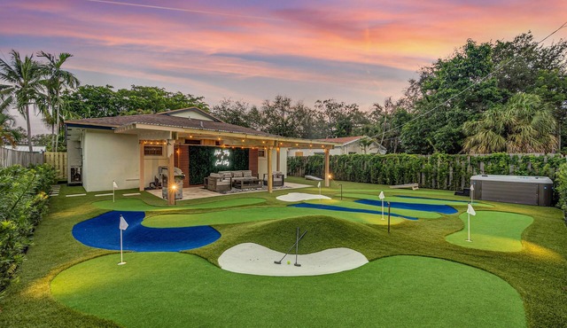 Sea-renity Villa: golf, games, spa, beach, 3 miles from FLL airport