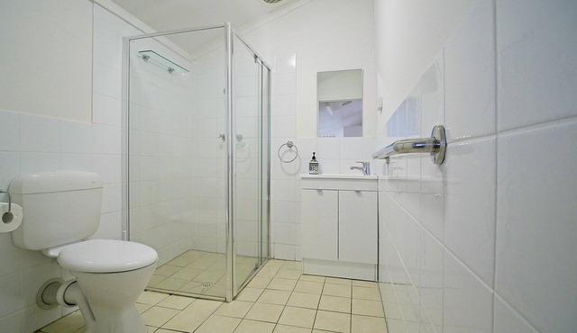 Sea Salt Apartment 1 ~ Short walk to beach! Free WiFi! newly decorated!