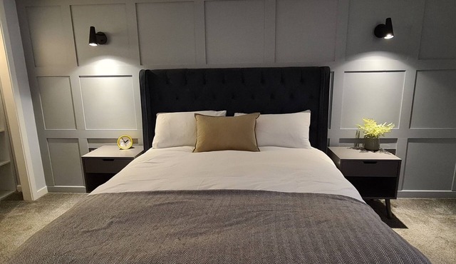 Sea side apartment close to everything