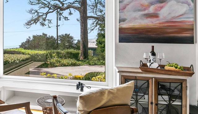 Sea Struck: Stunning Ocean Views Close to Golf Wine Tasting Shops Beach