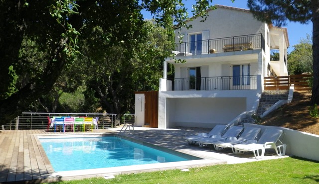 Sea, sun and pool in La Croix-Valmer