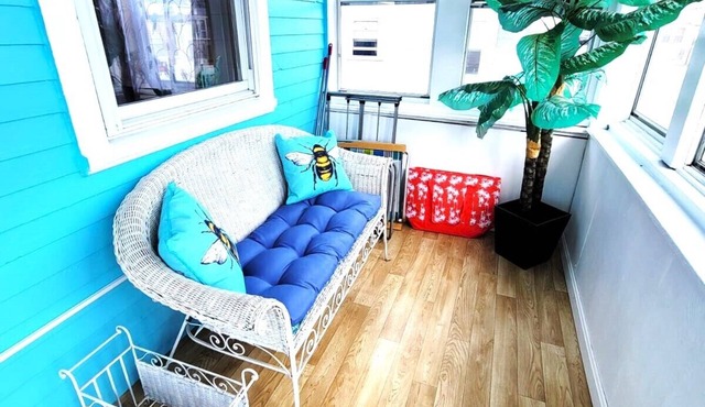 Sea & Sun Cottage #1