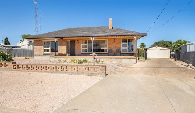 Sea the View, Wallaroo