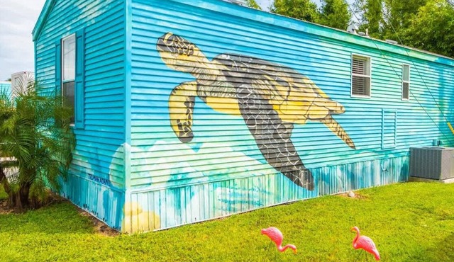 Sea Turtle- Full Sized living at Tiny House Siesta