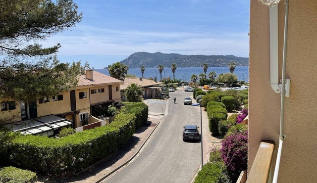 Sea View, 100 m from the beach