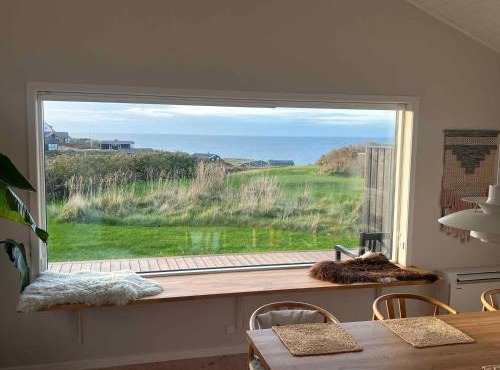 Sea View And Charging Station For Electric Car