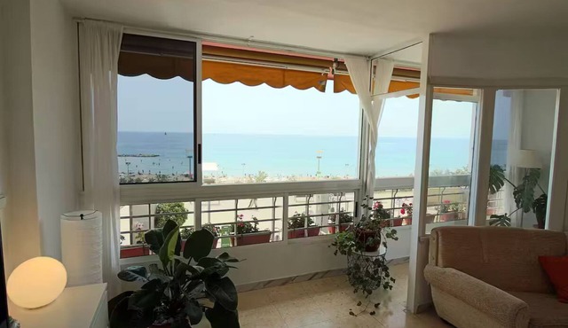 Sea view apartment on the beach front