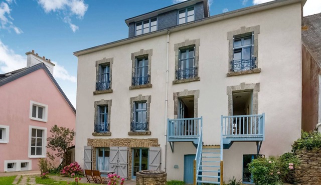 Sea View Apartment in Le Pouldu