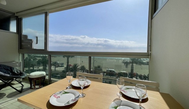 Sea view cabin studio with parking