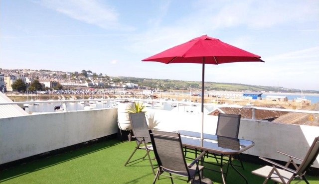 Sea View Cottage - Character House Overlooking Penzance Harbour - 109