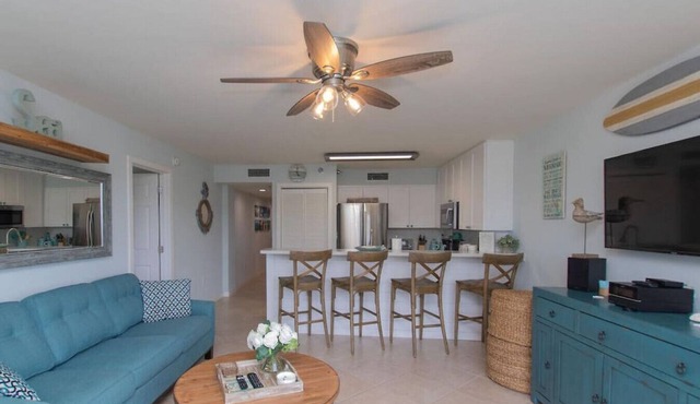 Sea View Farm Style Ocean front Condo Views