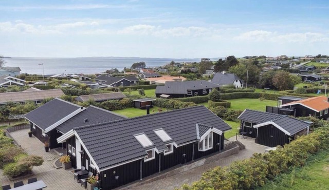 Sea view holiday home near Ebeltoft