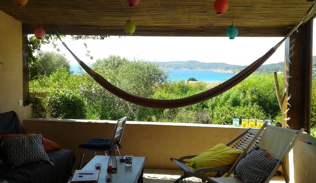 sea ​view house 10 minutes walk from the beach Pero in a quiet residence