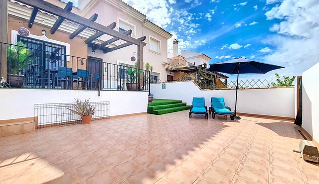 Sea view house with jacuzzi, Wi-Fi and Parking