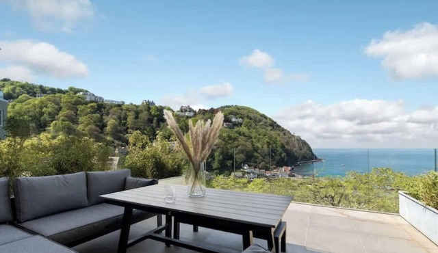 Sea View Luxury for Families | Terrace | Parking