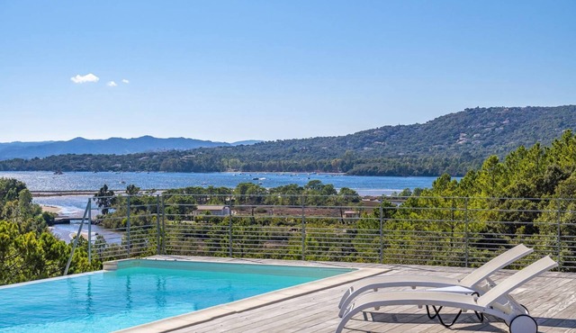 SEA VIEW Magnificent villa 8pers HEATED SWIMMING POOL