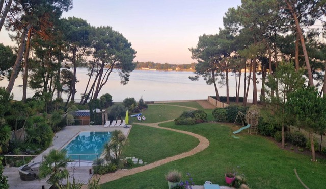 Sea View, Pool & Sauna Property - 12 people