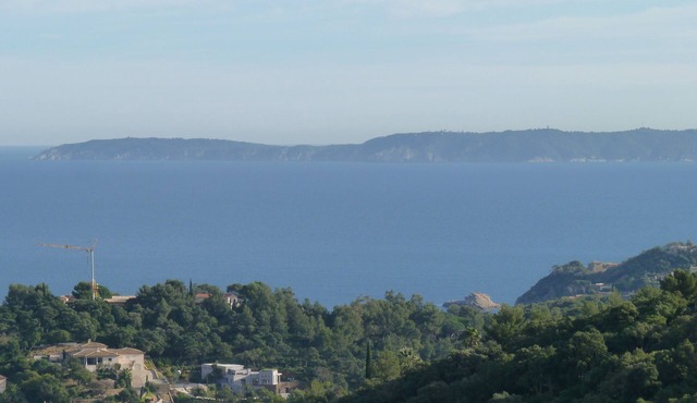 Sea view - private and guarded domain of Gaou Bénat - Bormes les Mimosas