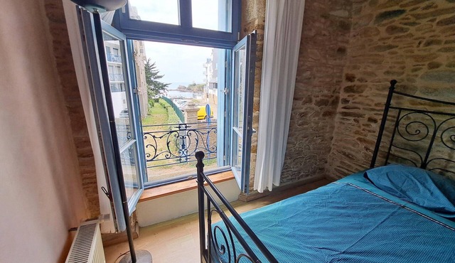 Sea View Retreat in Le Pouldu