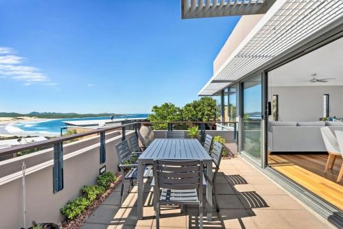 Sea View Retreat Ocean Views Pool Spa