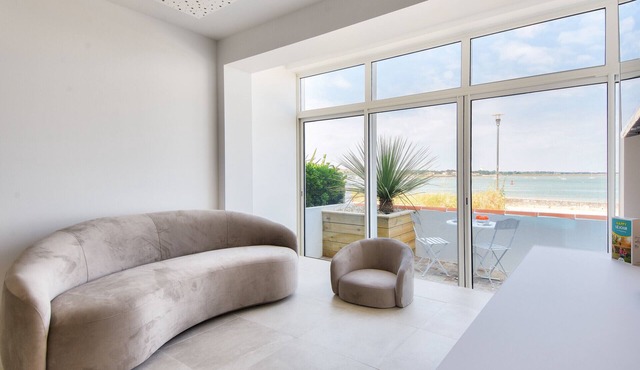 Sea view - Stay just a stone's throw from the beach