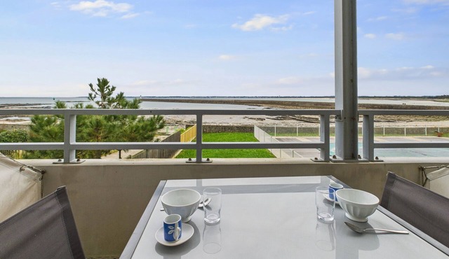 Sea view - Studio for 2 with swimming pool