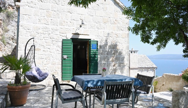 Sea view, Terrace, All use, Dogs welcome, Stone house, Wifi,Garden,