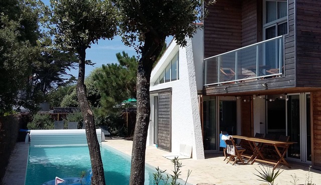 Sea view villa Les Sables d'Olonne, 4 bedrooms, with private pool