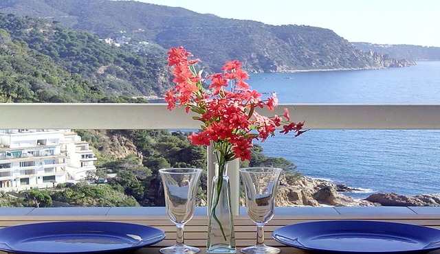 🏖 Sea views + private beach. What else?