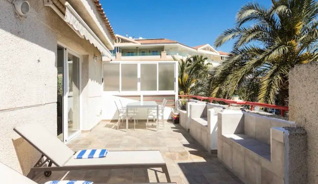 SEA VIEWS, SUNNY TERRACE