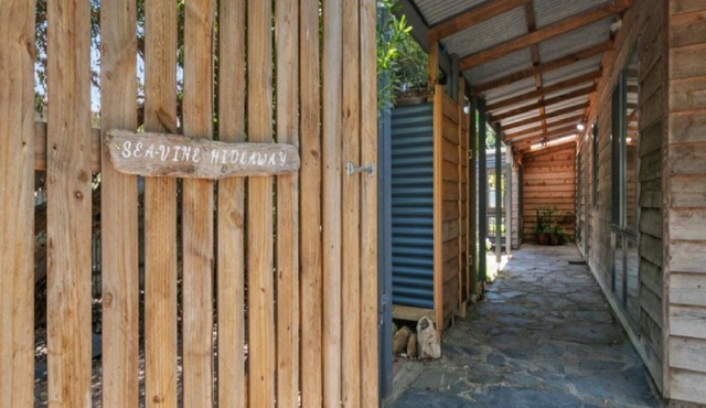 Sea-Vine Hideaway by Wine Coast Holiday Rentals