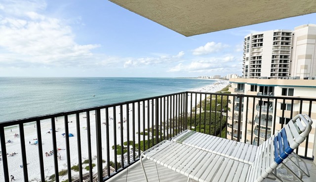 Sea Winds 1006: Outstanding View! Beach Front