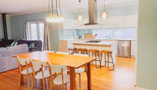 Seabatical Port Campbell