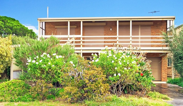 Seaborne Escape ~ Port Willunga - Cosy and Affordable Accommodation in a Great Location