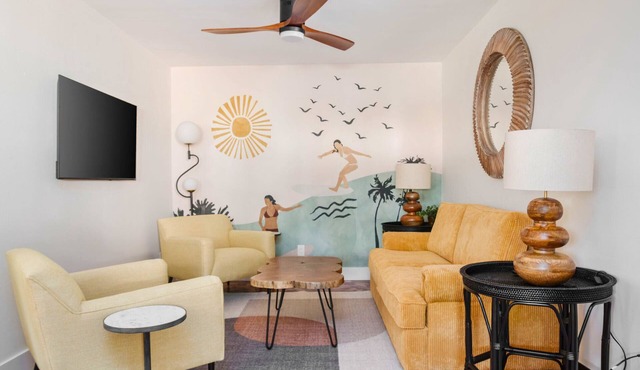 Seabreeze Apartment: Full kitchen, 5 min walk to Vilano Beach