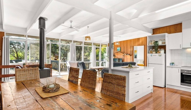 Seabreeze at the Beach in Silverleaves