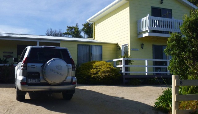 Seabreeze - beachfront accommodation