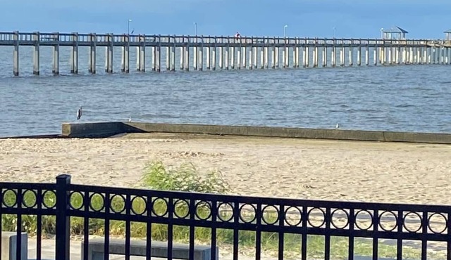 Seabreeze Escape: Your Coastal Retreat