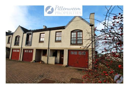 Seabreeze- stylish coastal home Crail