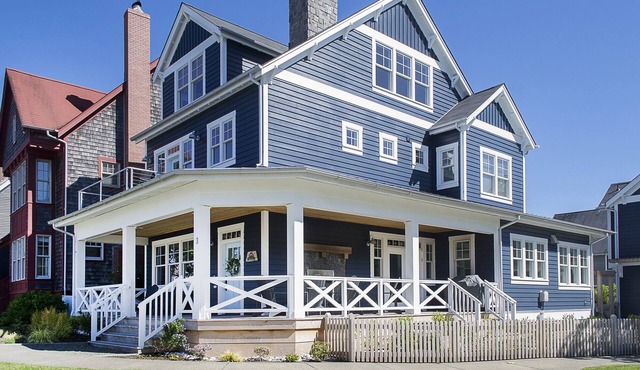 Seabrook's Drift Away: Hot Tub & Dog Friendly!