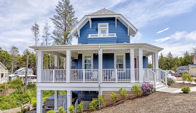 Seabrook's Mainestay: Dog Friendly!