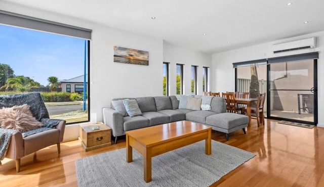 Seachange Escape - St Leonards