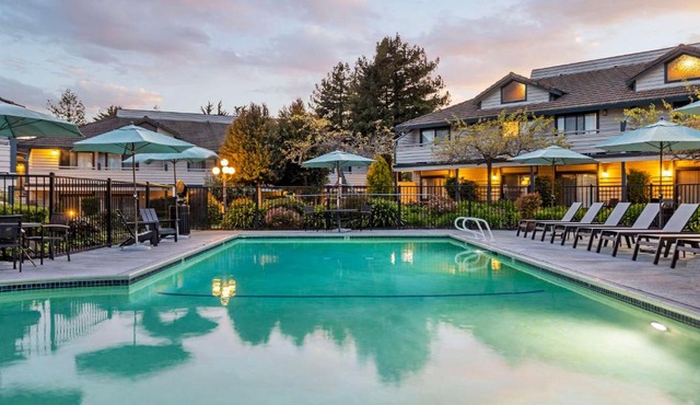 Seacliff Inn Aptos, Tapestry Collection by Hilton