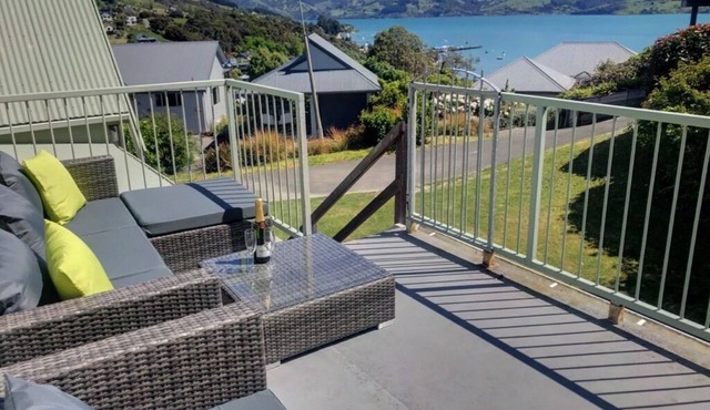 SEACLUSION: Great Water Views, Wonderful for Big Families & Groups