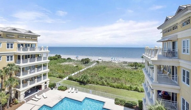 Seaclusion Villa! Beautiful Oceanfront Penthouse w/Stunning Ocean/Pool Views!