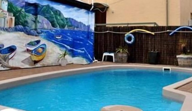 Seacroft Apartments Unit 9