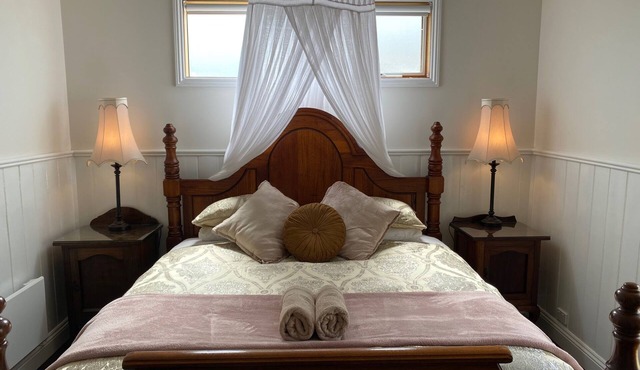 Seacroft Studio - Self Contained Apartment With Stunning Ocean Views