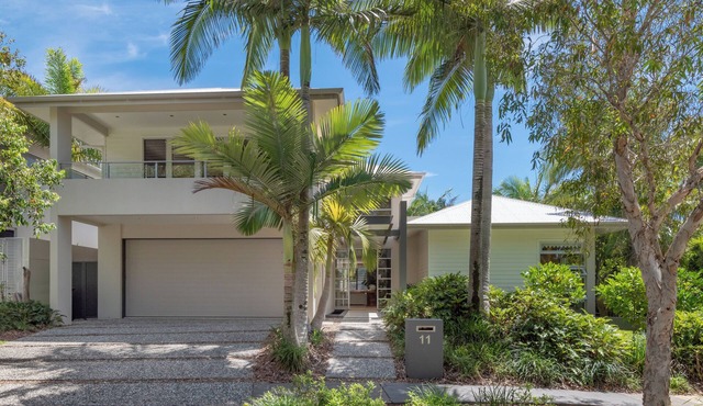 SeaEasta - Luxurious & Lavish Family-friendly House with a Pool!