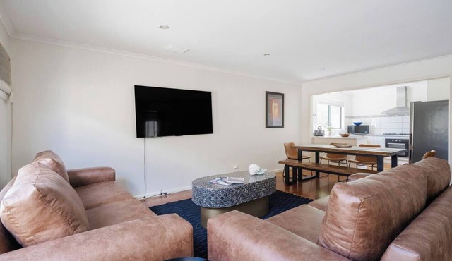 Seaford Escape Simple Comforts Perfect Location